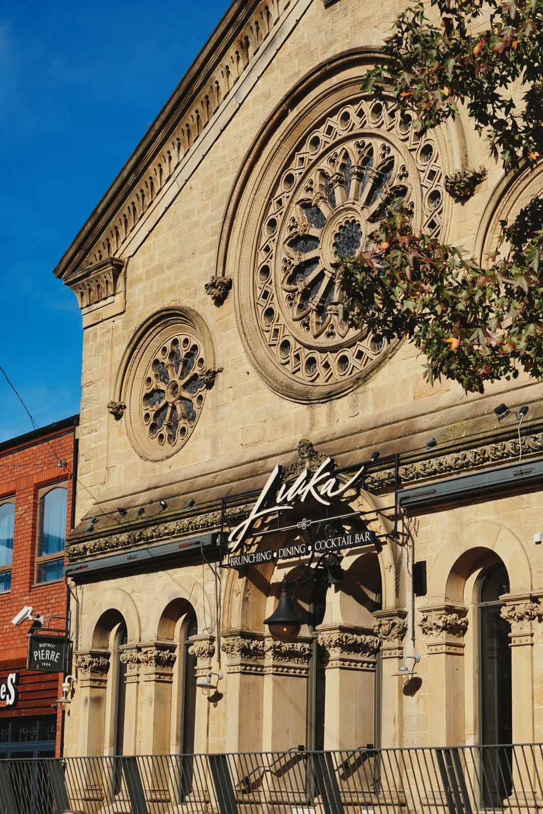 Lukaâ€™s church facade and rose window on Fishergate